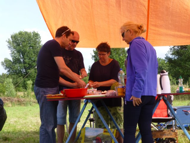 hetetenvoorbereidenvoordebbq.jpg